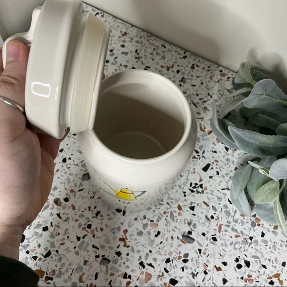 RAE DUNN TEA Ceramic Canister Storage With Lid Artisan Collection NEW 2018 RARE - Picture 6 of 12